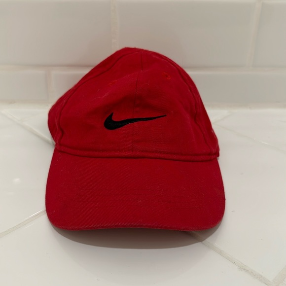 Nike Cap - Picture 2 of 5